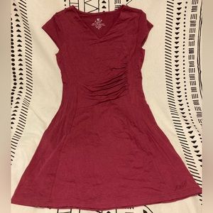 NWOT, Stretch Flared Form Fitting Maroon Dress 👗 by KUHL, Size Small